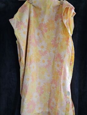 Pastel Daisy Print Twin Size Fitted Sheet - Pink & Yellow